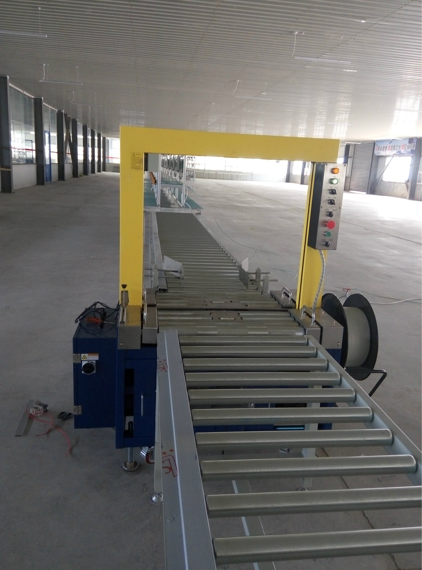 全国招代理全自动纸箱捆扎机、无人化打包机、自动捆包机