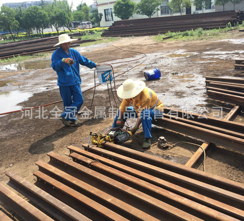 旧导轨 43再用旧铁轨 50旧轨 120再用钢轨 铁路旧钢轨