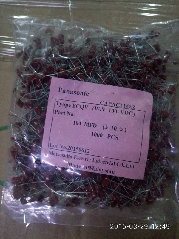 松下金属膜电容 CL21X 100V104J P=5 厚度2.5mm 超薄