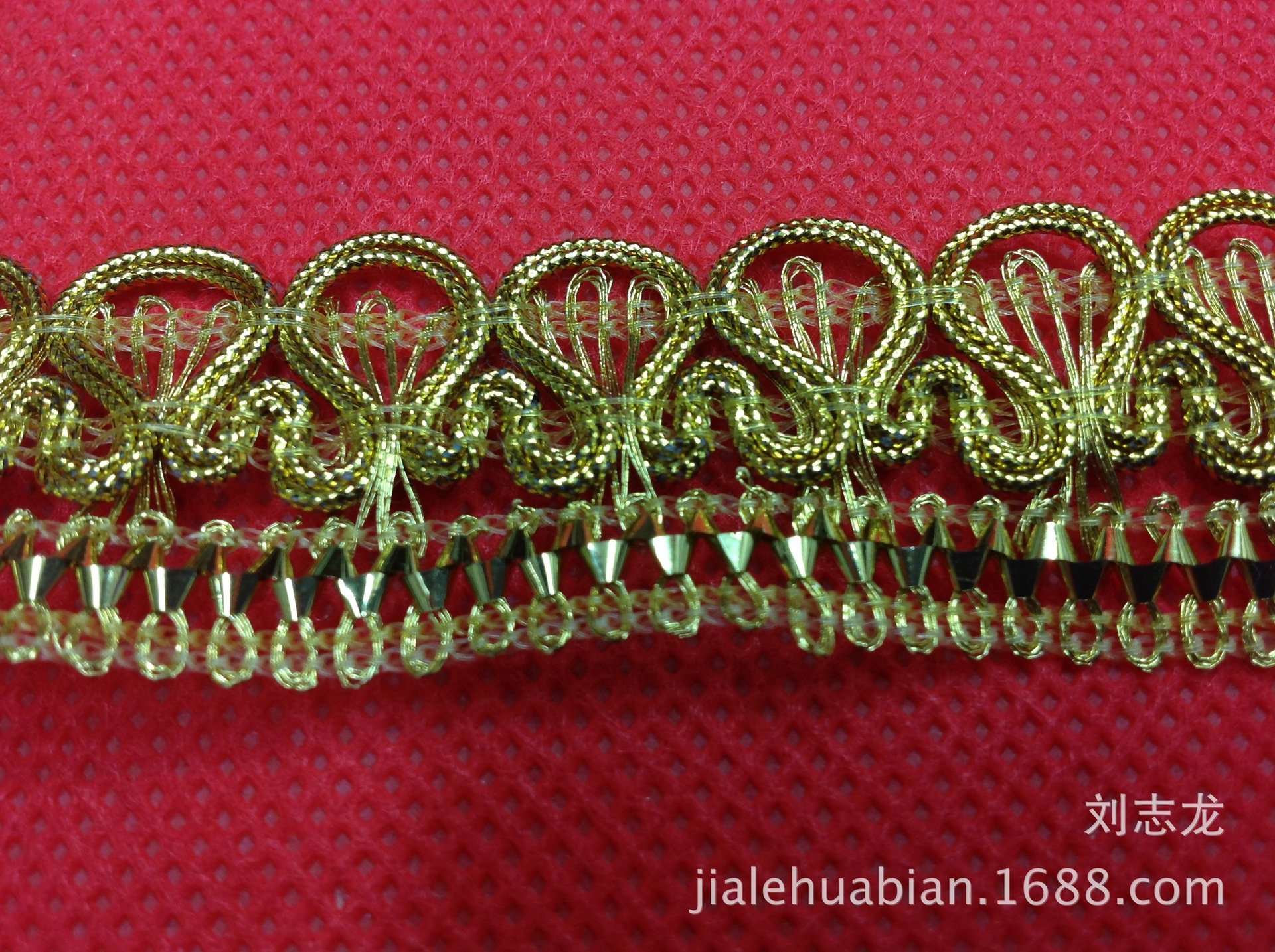 现货供应 2.5CM葫芦形金线花边 高档服饰辅料