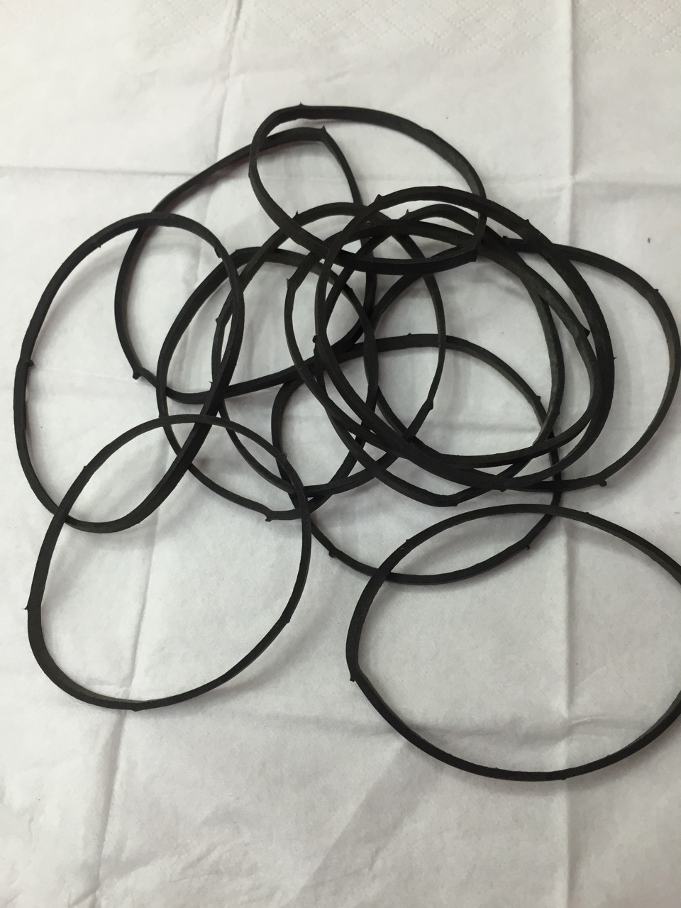 厂家批发耐高温进口原装黑色橡皮筋/牛皮筋/车胎圈