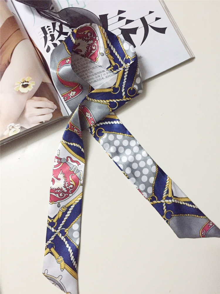 Printed and patterned twill silk scarf manufacturer wholesale accessories silk scarves handbags tied with bows silk scarves striped flowers undefined
