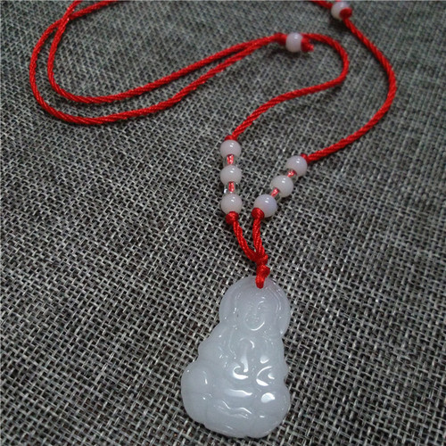 Fine Jewelry Store Hot Selling White Jade Guanyin Jade Necklace Imitation Jade Bodhisattva Pendant Necklace Street Stall Performance Supply Source
