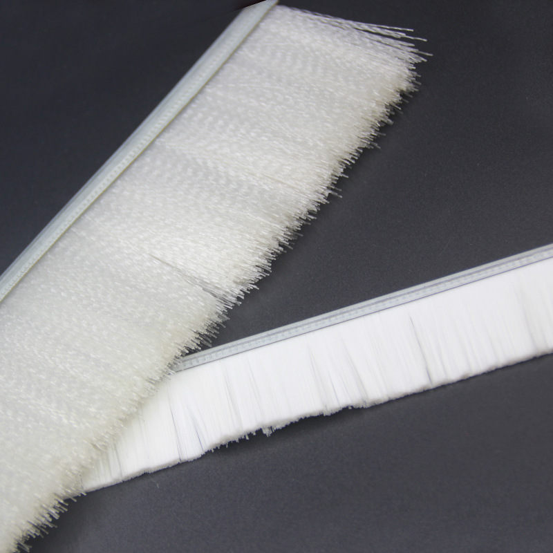 永民毛刷厂家直供 门刷条 铝合金条刷 机柜防尘毛刷 铁皮尼龙条刷