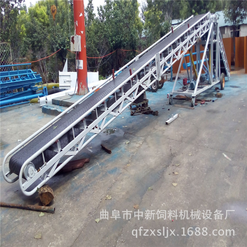 Unequal arm two-way conveyor