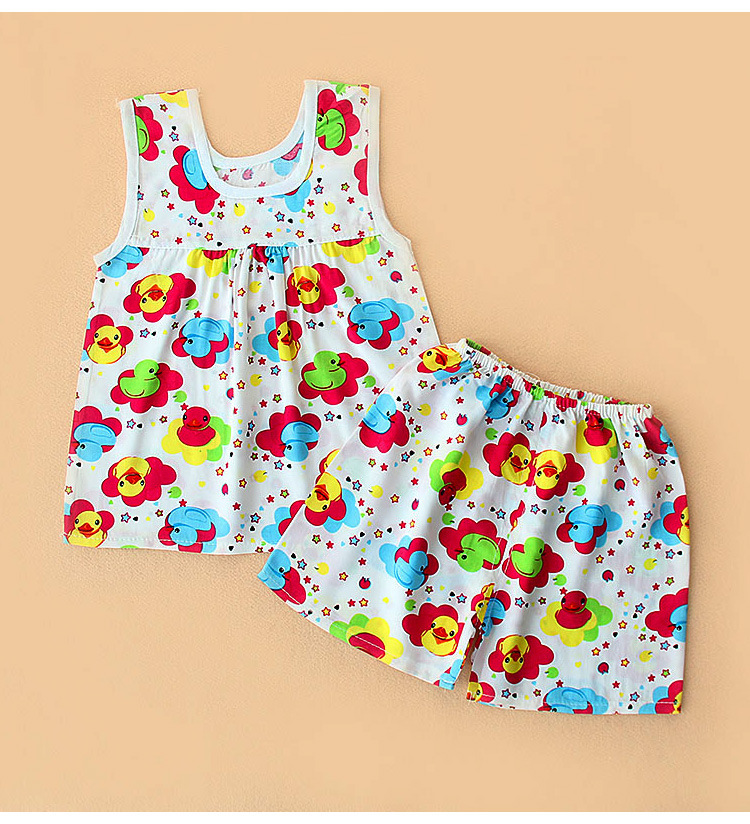 2820470464_1928358775