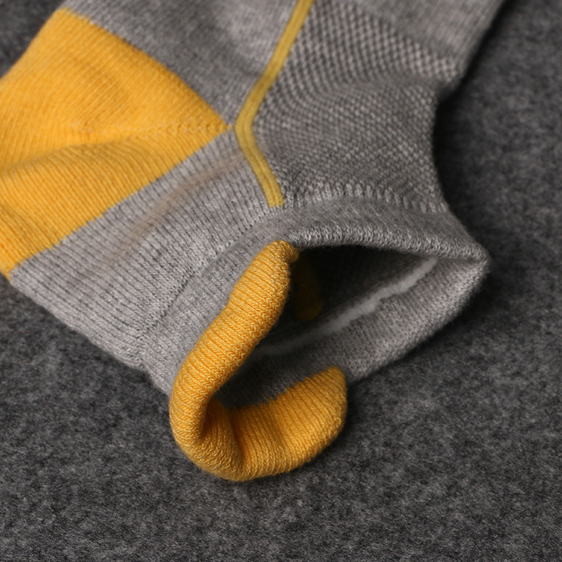 Men's sports color matching short tube socks