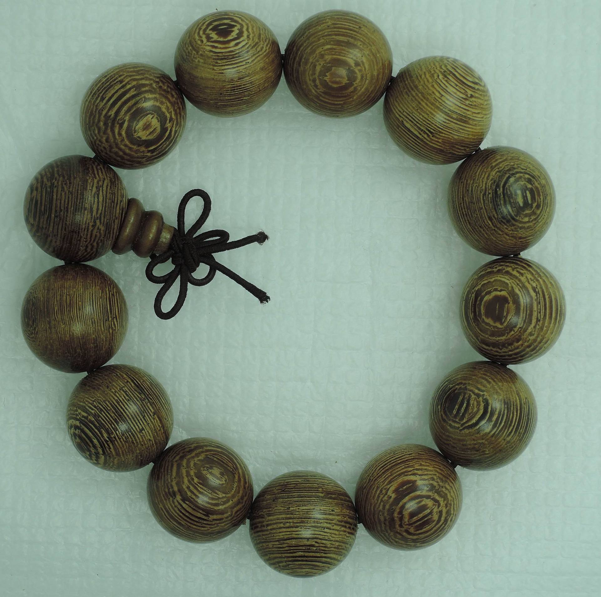 鸡翅木佛珠手串 男女款鸡翅木手串佛珠结缘木质饰品文玩大量批发