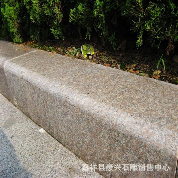 大理石路边石批发，公路两侧路牙石优惠供应