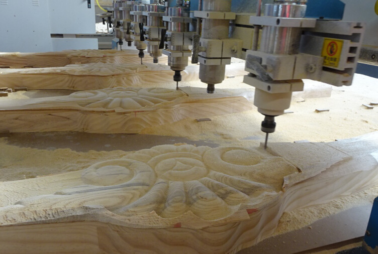 多头木工雕刻机厂家%八头家具浮雕机什么牌子的好