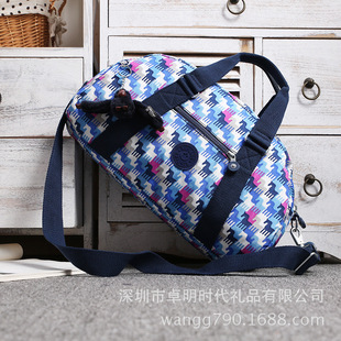 Shenzhen manufacturers wrist bag shoulder casual satchel camouflage printing waterproof casual bag custom wholesale