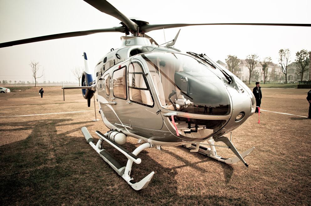 ���ͺ���ֱ�������ޣ����ͺ���ֱ�������޹�˾