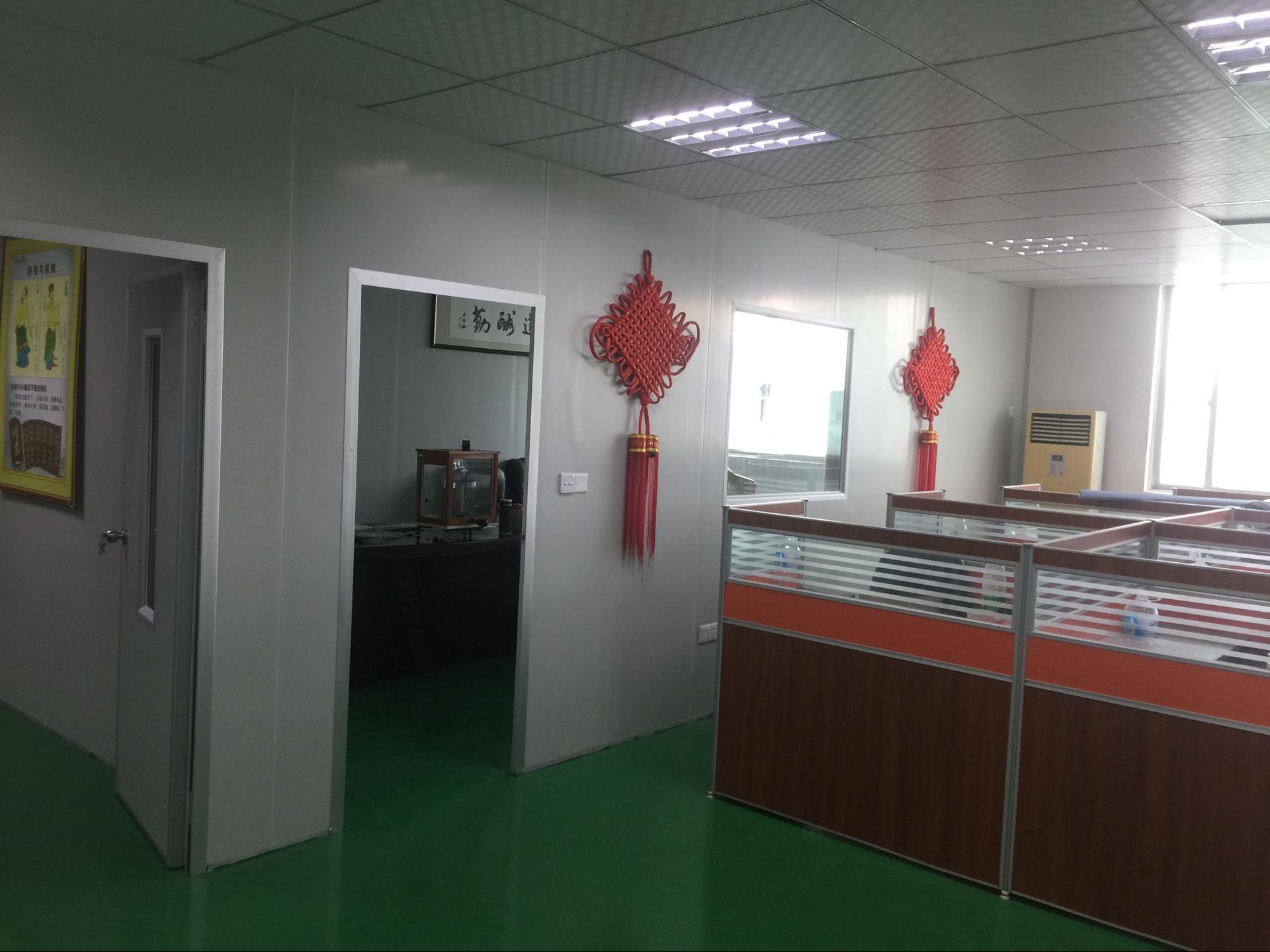 B382DF4F1A76773C3FAAE4DB7001A2