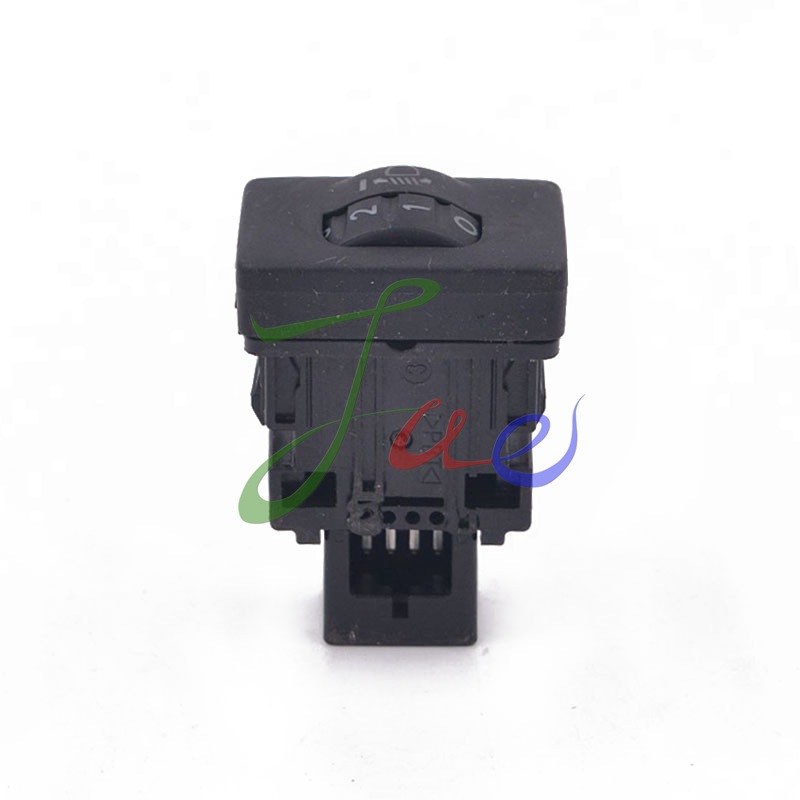 Suitable for Toyota Big Light High Development Switch/High-level adjustment switch 84152-60060