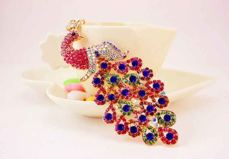 56g Weight Travel Occasion Alloy, Metal Material Animal Pattern Unisex Gender Dark Blue, Lake Blue, Pink, Purple, Blue, Yellow Color Chinese Style Creative Cute Diamond Keychain 14