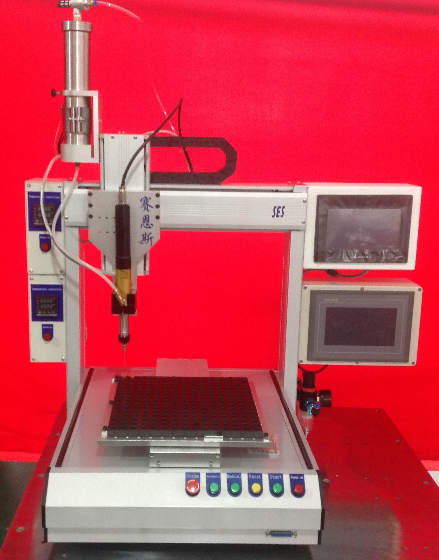 螺杆阀三轴点胶机