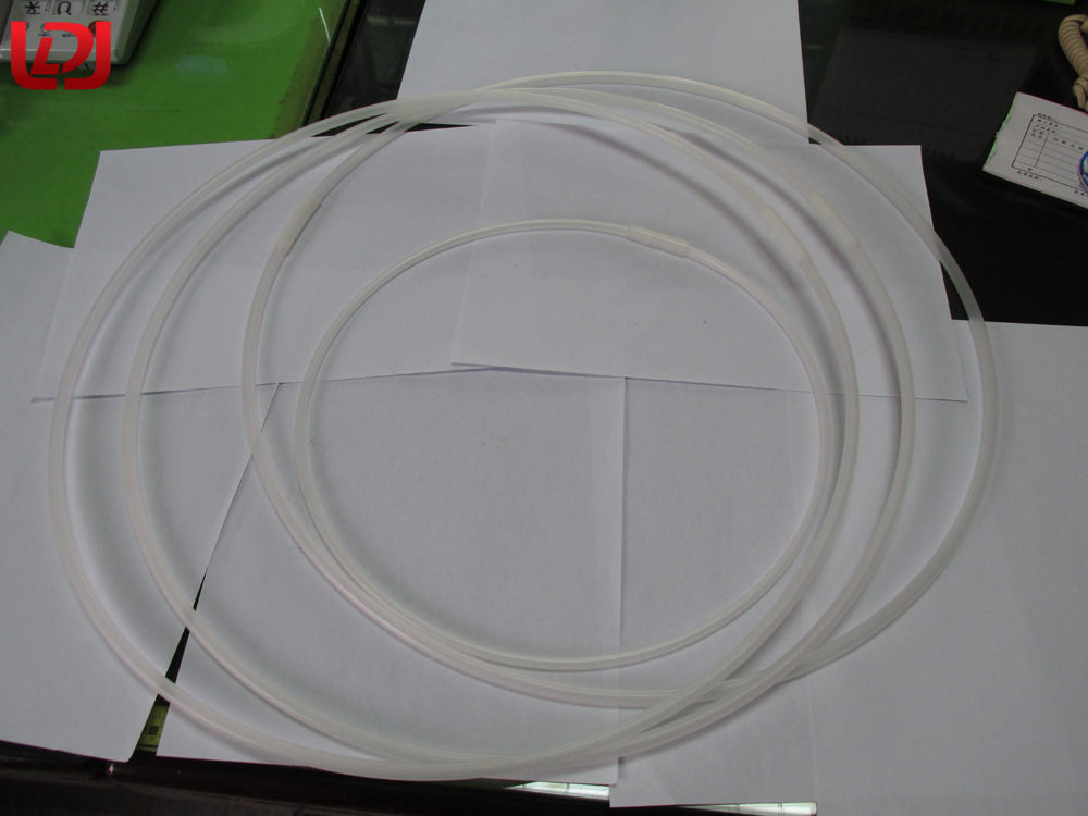 供应PP管 硬丙管 塑料管 玩具飞盘配件 半透明管 可定  生产