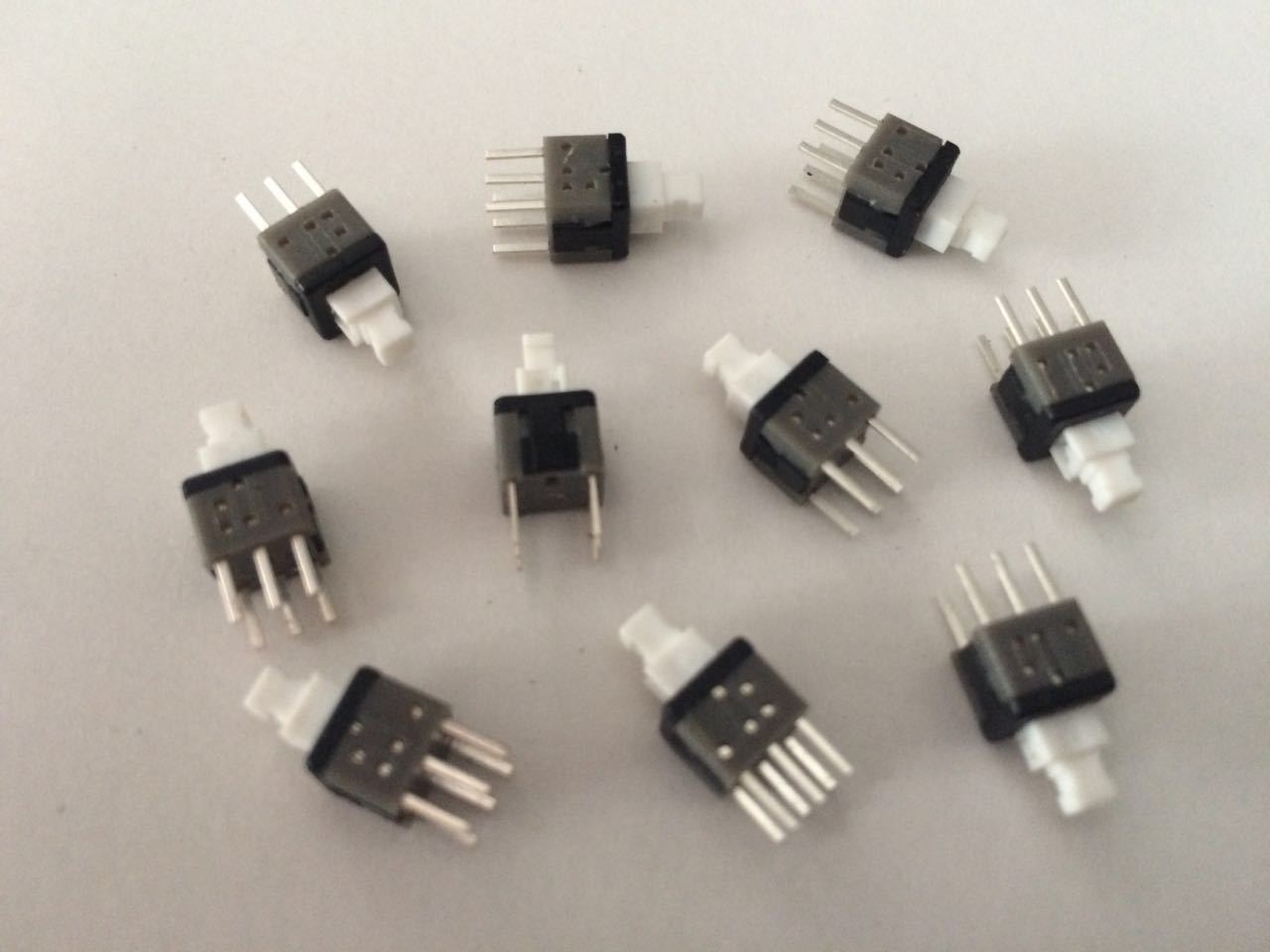 5.8X5.8mm 自弹开关5.8*5.8 双排自弹 六脚    环保ROHS