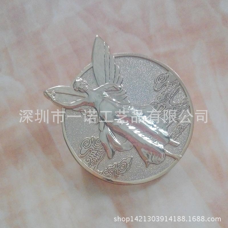 真金自由女神徽章 (4)