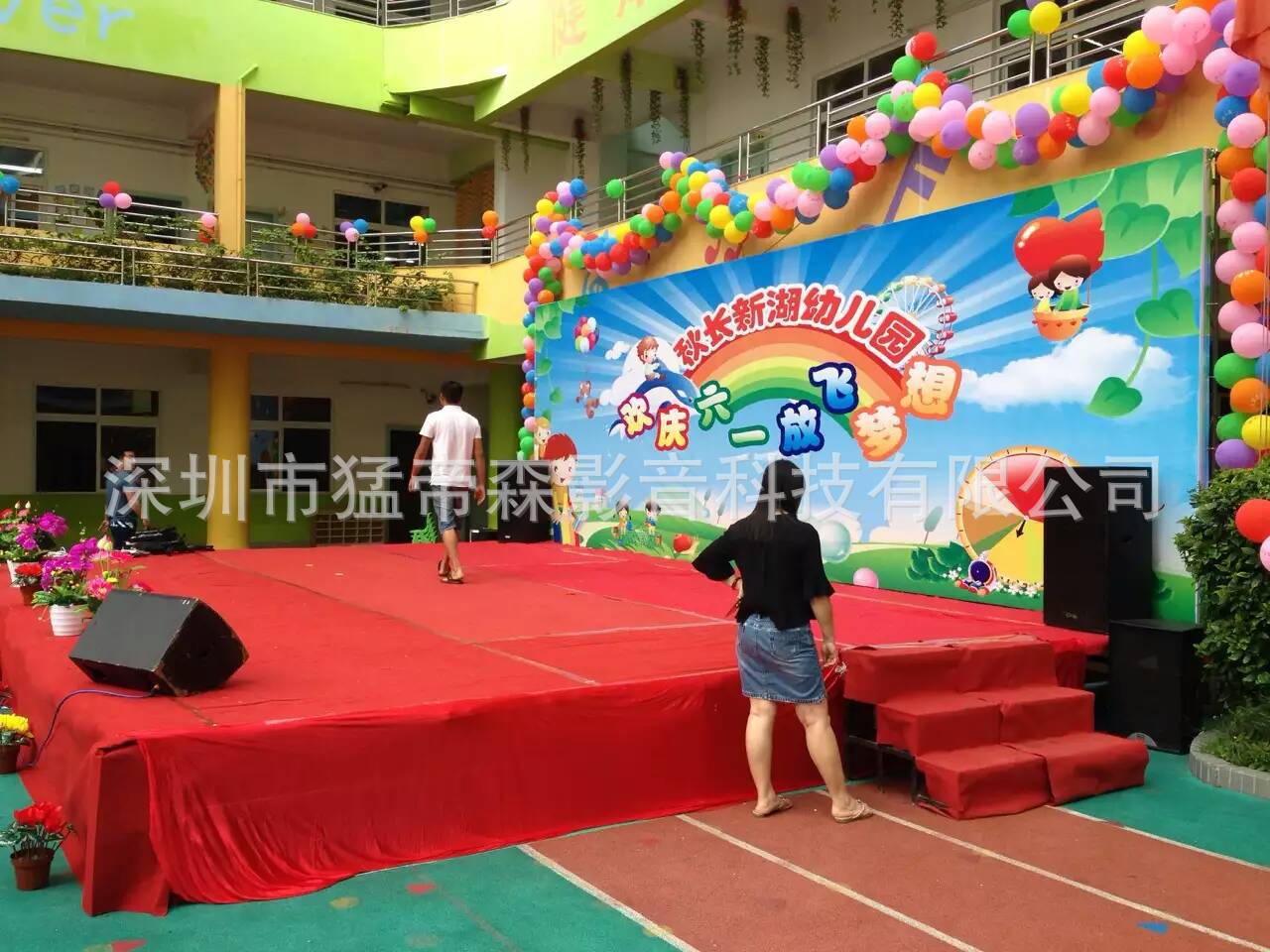 厂家新品专业舞台音响KTV户外音响广场演出单15寸大功率有源音箱