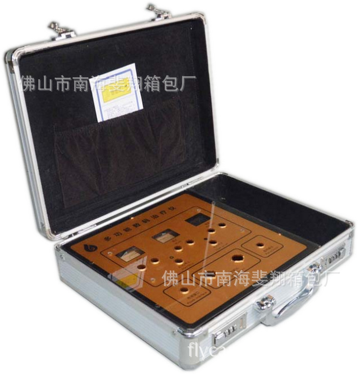 热销供应各款手提箱 电路板工具箱 电子仪器箱 检测工具箱定做