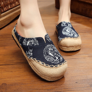 Tai chi kung fu shoes for women linen shoes round head dragon totem hand made cotton and hemp shoes