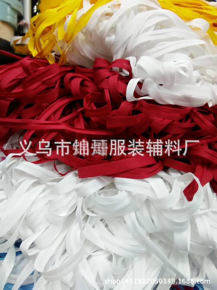 2555392655_404664182