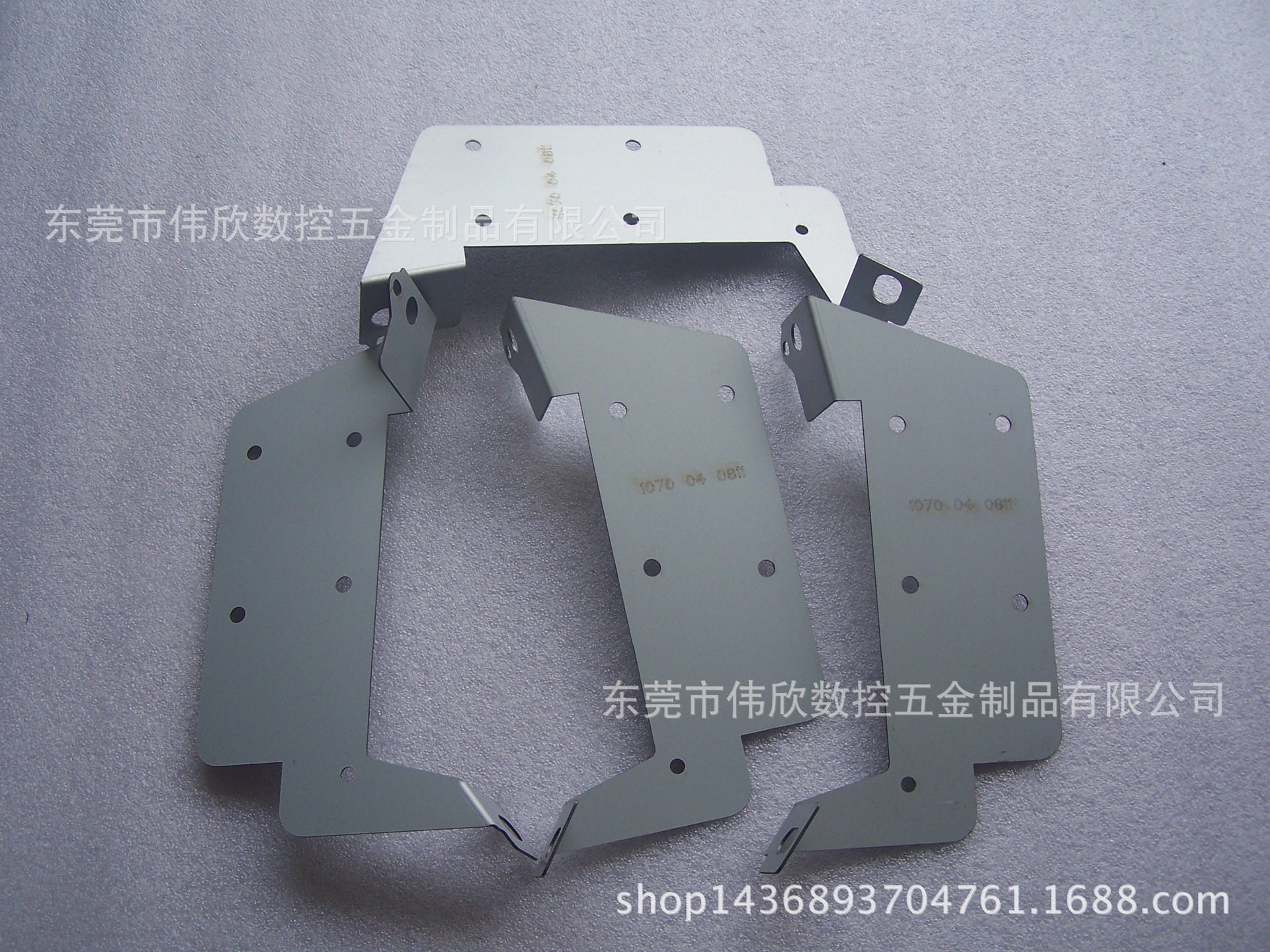 五金左右装车支架， 深圳钣金件加工 机箱外壳加工 ，东莞钣金件
