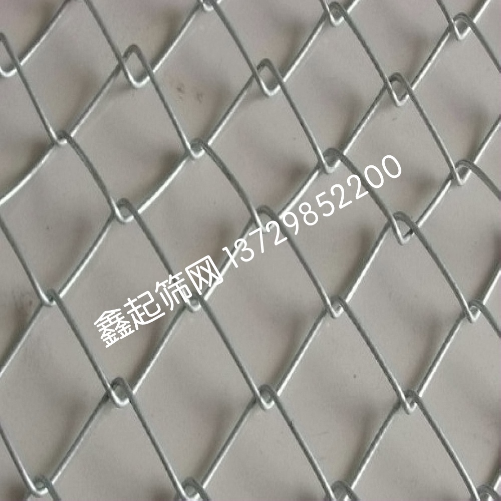 养殖运动球场矿用护栏勾花网篮球围栏包胶防护栏网厂家直销低价销