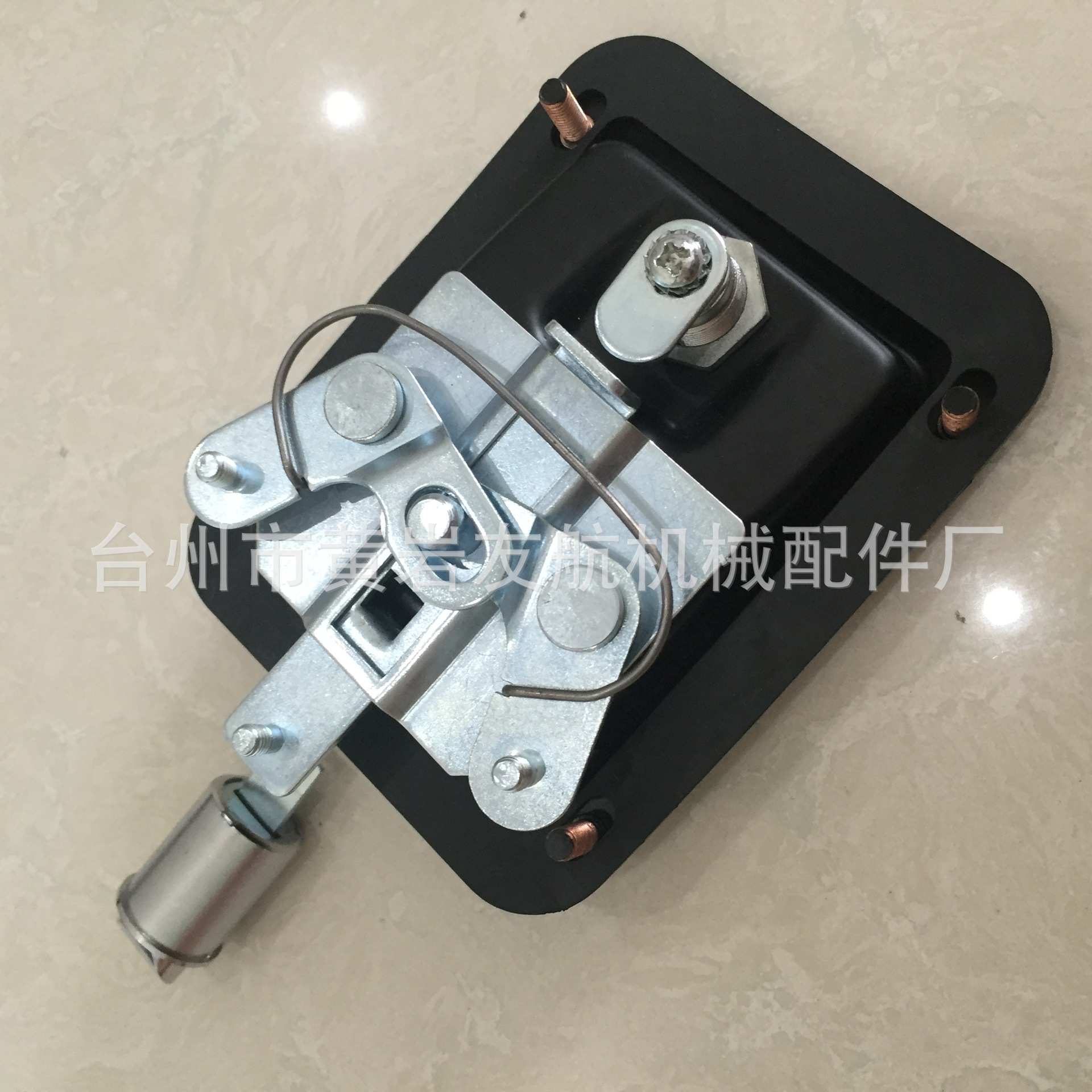 工业安全柜锁 (1)