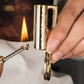 打火机;钥匙扣及钥匙扣配件;烟嘴