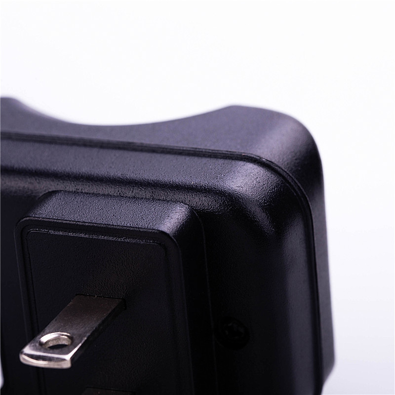 4.2V500MA 18650锂电池充电器 钓鱼灯充电器 头灯充电器 矿灯充电