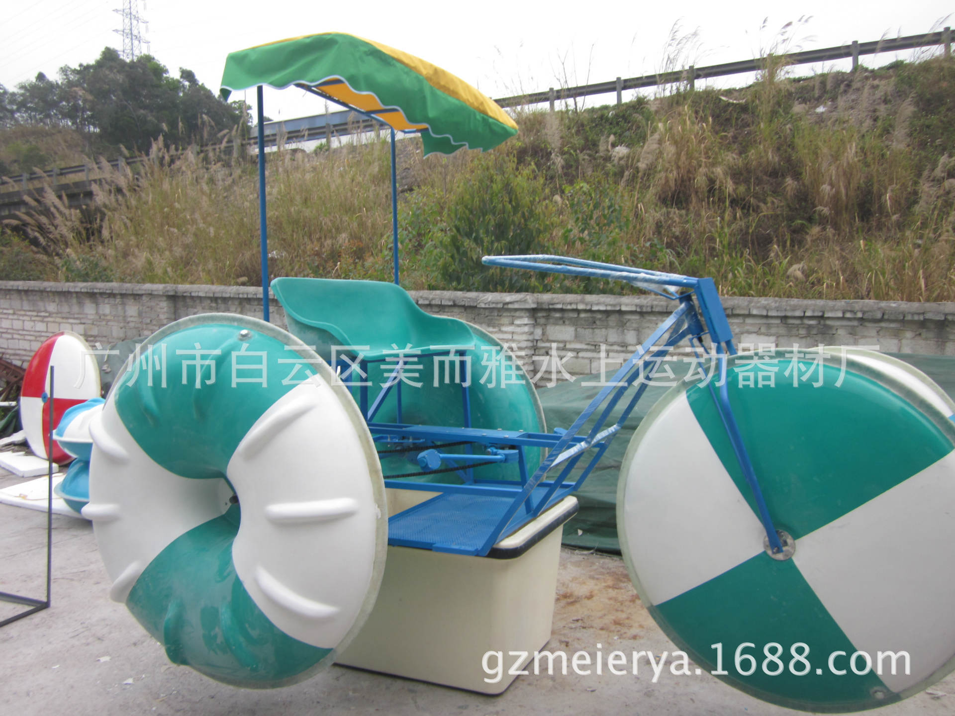 factory Long-term supply FRP Aquatic Tricycle goods in stock M-033 whole country Picking Quality Assurance