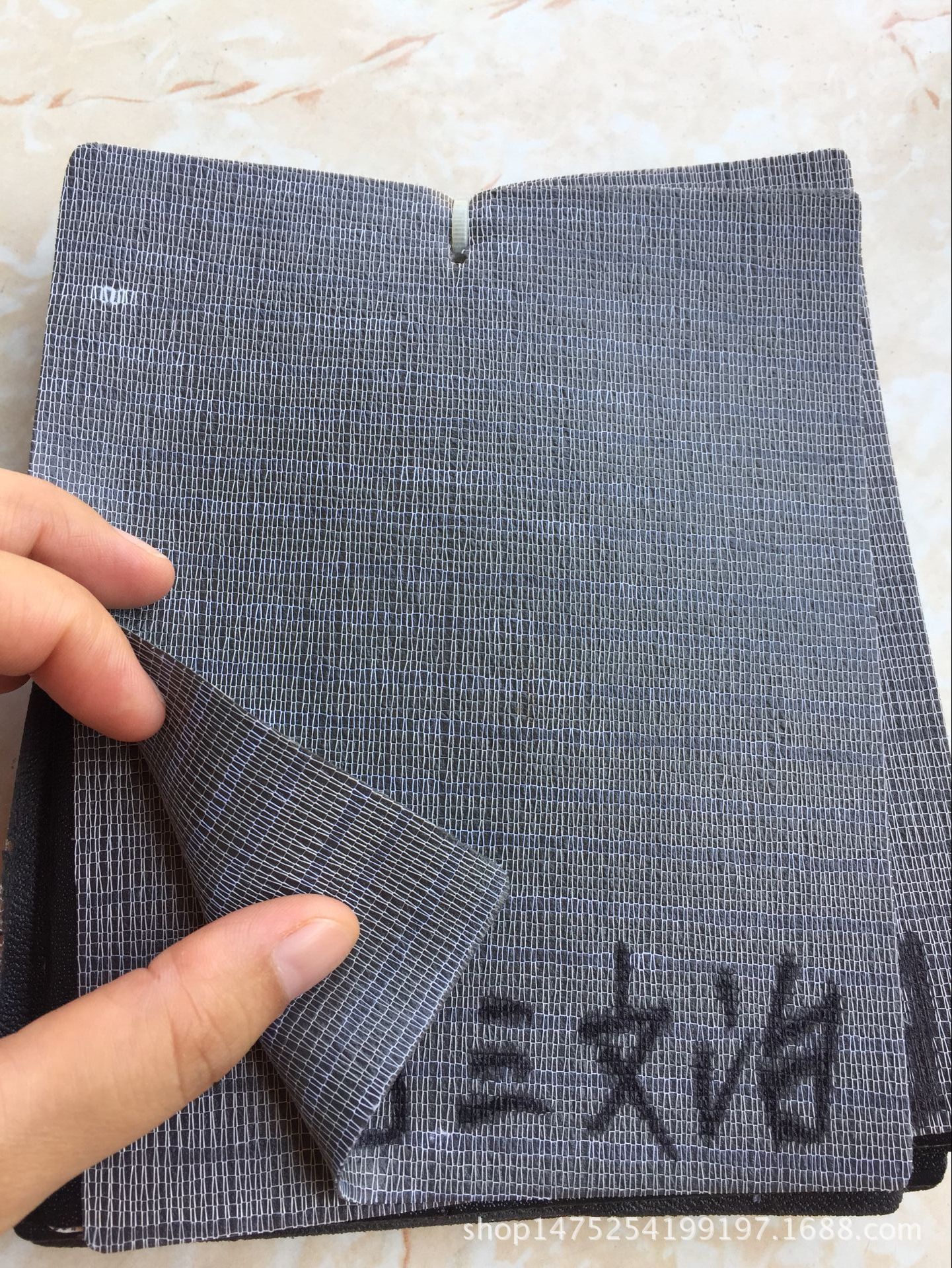 现货双面布托底料 黑色三文治托底料 两面布底杂胶