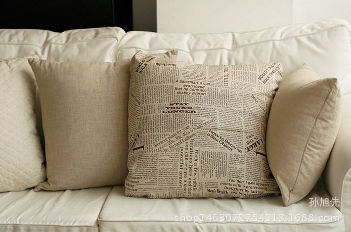 报纸抱枕