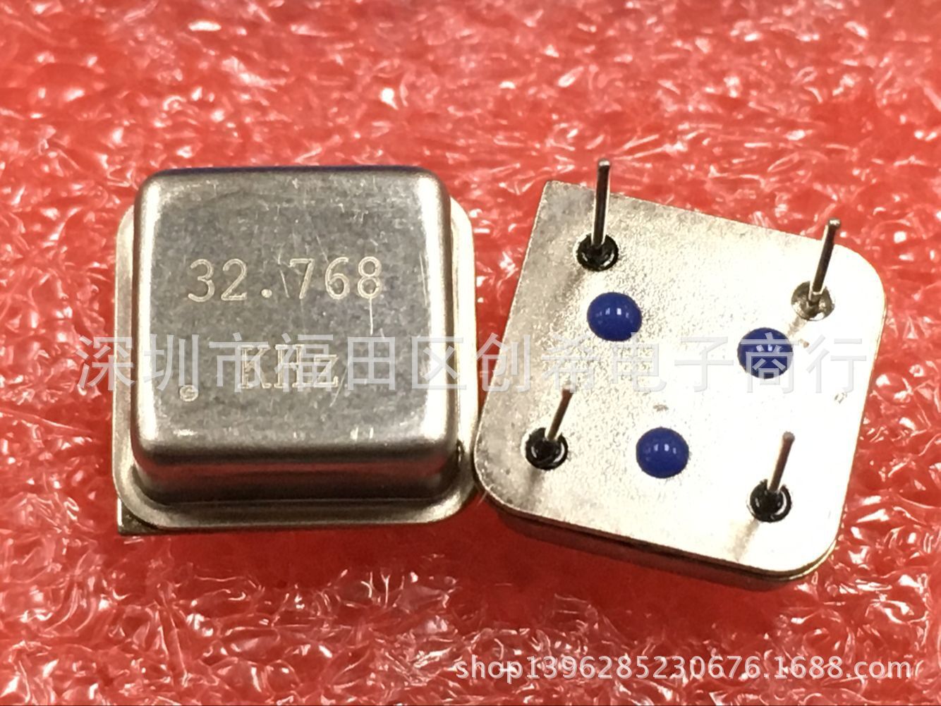 直插有源晶振 32.768K 正方形 钟振半尺寸 DIP  32.768KHZ振荡器