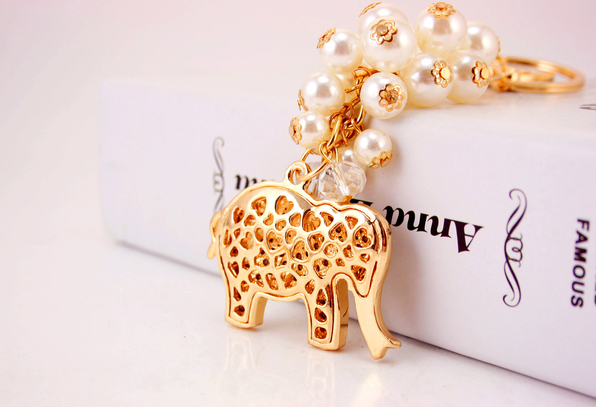 50g Weight Alloy, Metal Material Animal Pattern Unisex Gender White Color Pearl Elephant Keychain 9
