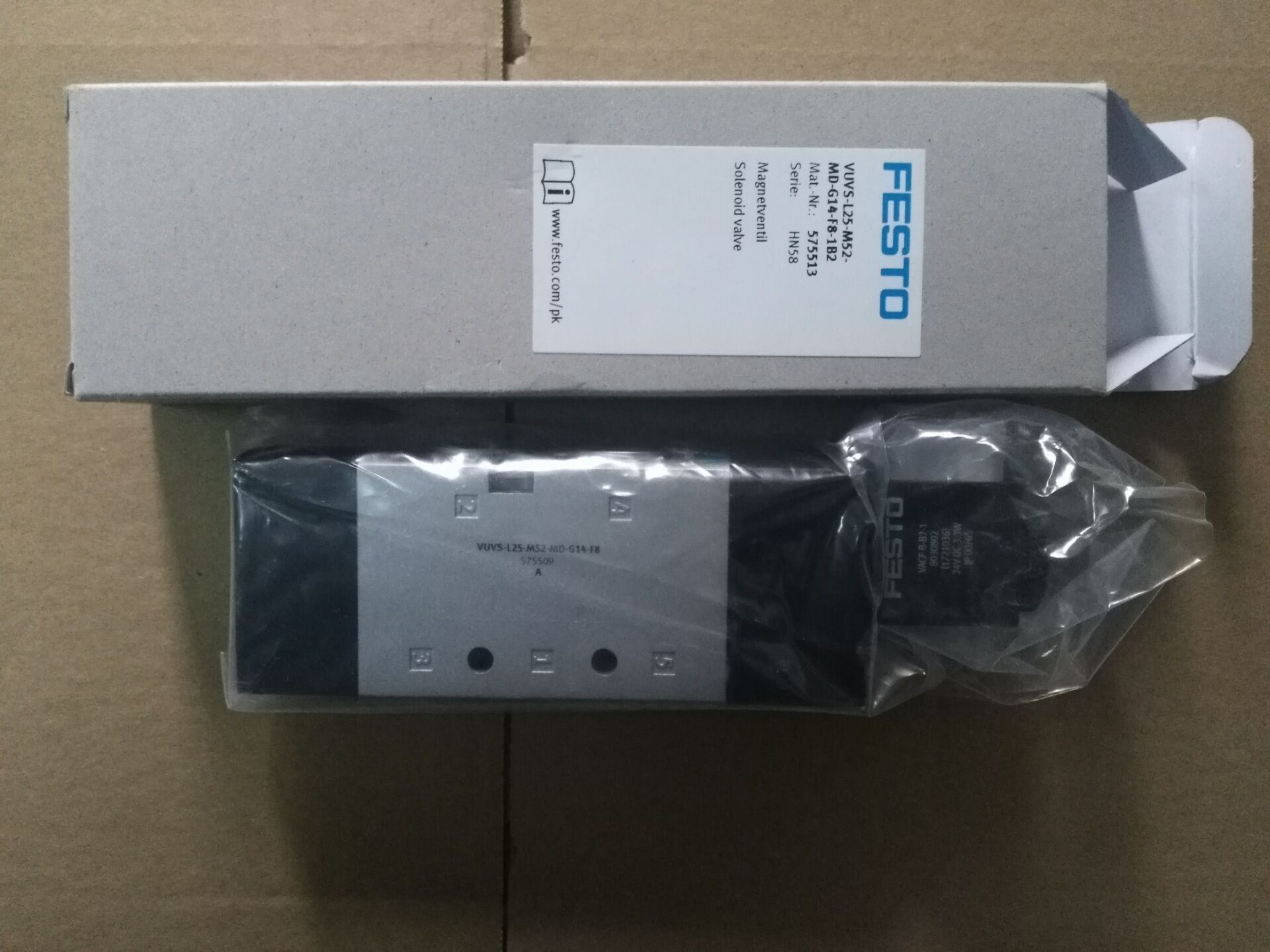 FESTO/费斯托 电磁阀VUVS-L25-M52-MZD-G14-F8-1B2 订单号575514