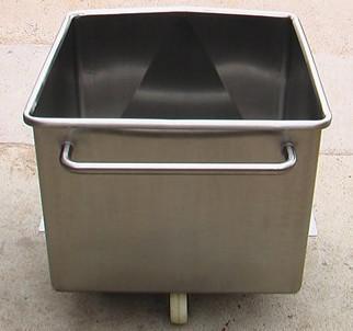 供应湖南食品厂用料车 不锈钢材质小推车 肉料车 可定 制