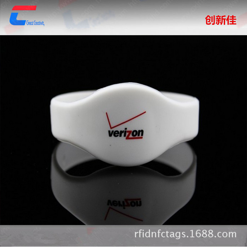 厂家加工定制硅胶NFC手环 一次性成型手环 rfid 手环