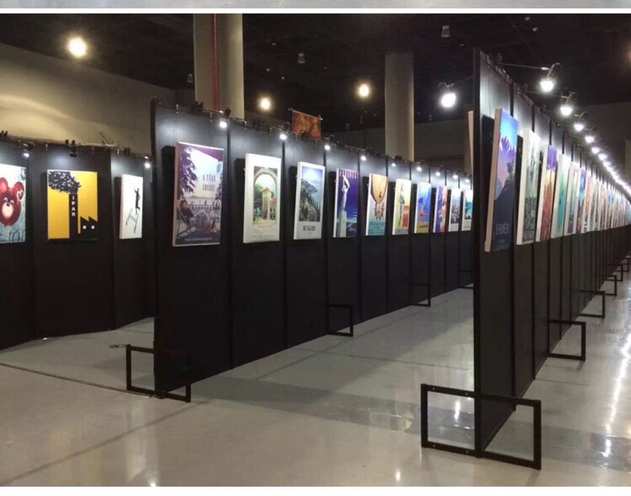 չ���̯չ�����Ĵ��С�װ�����  ������R8K��ɫ ��ɫ ľ�� ����