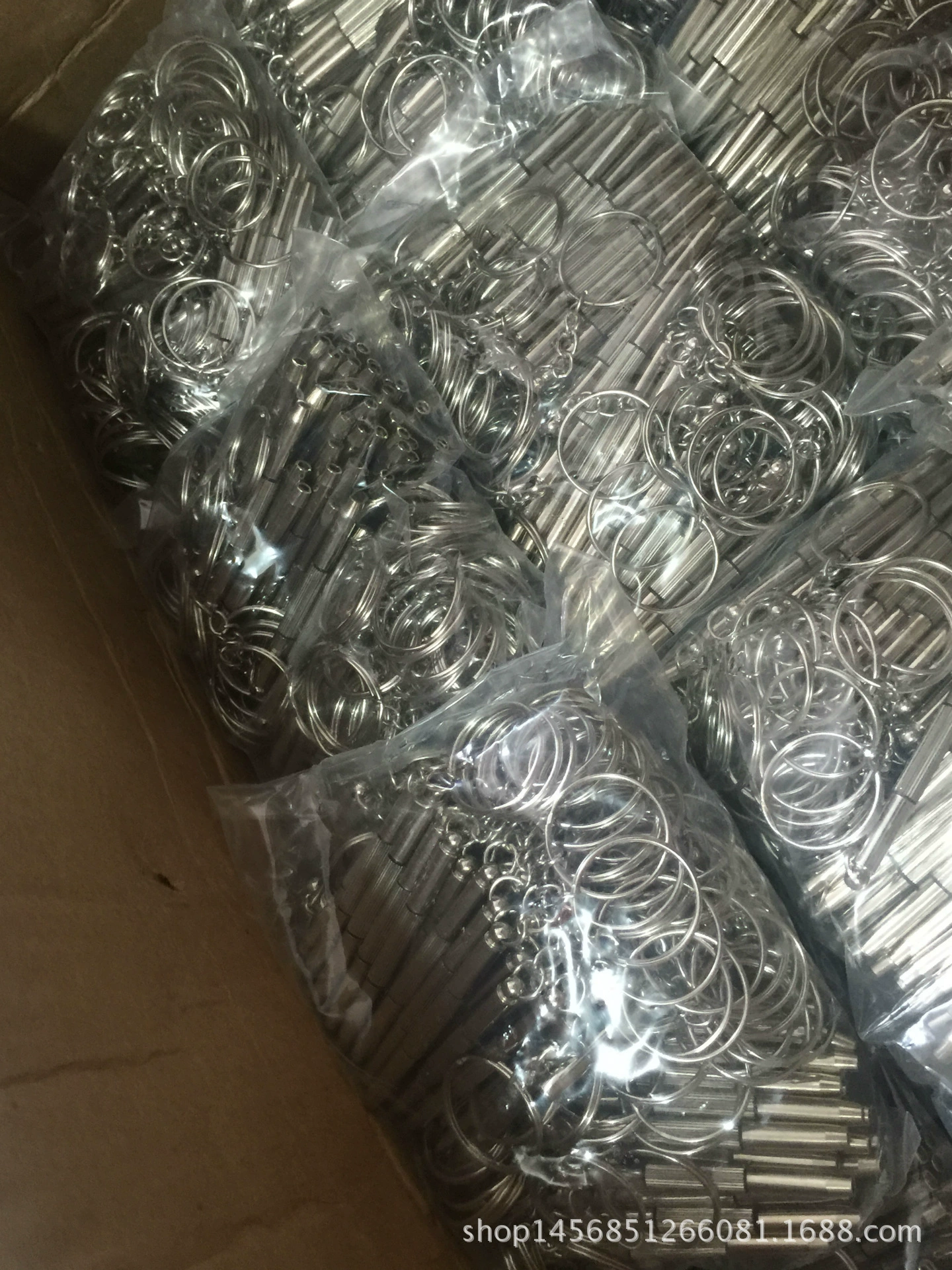 Оптовая продажа, портативная отвертка для очков, крестообразная многофункциональная трехразовая карманная отвертка для ремонта мобильного телефона, часов, компьютера