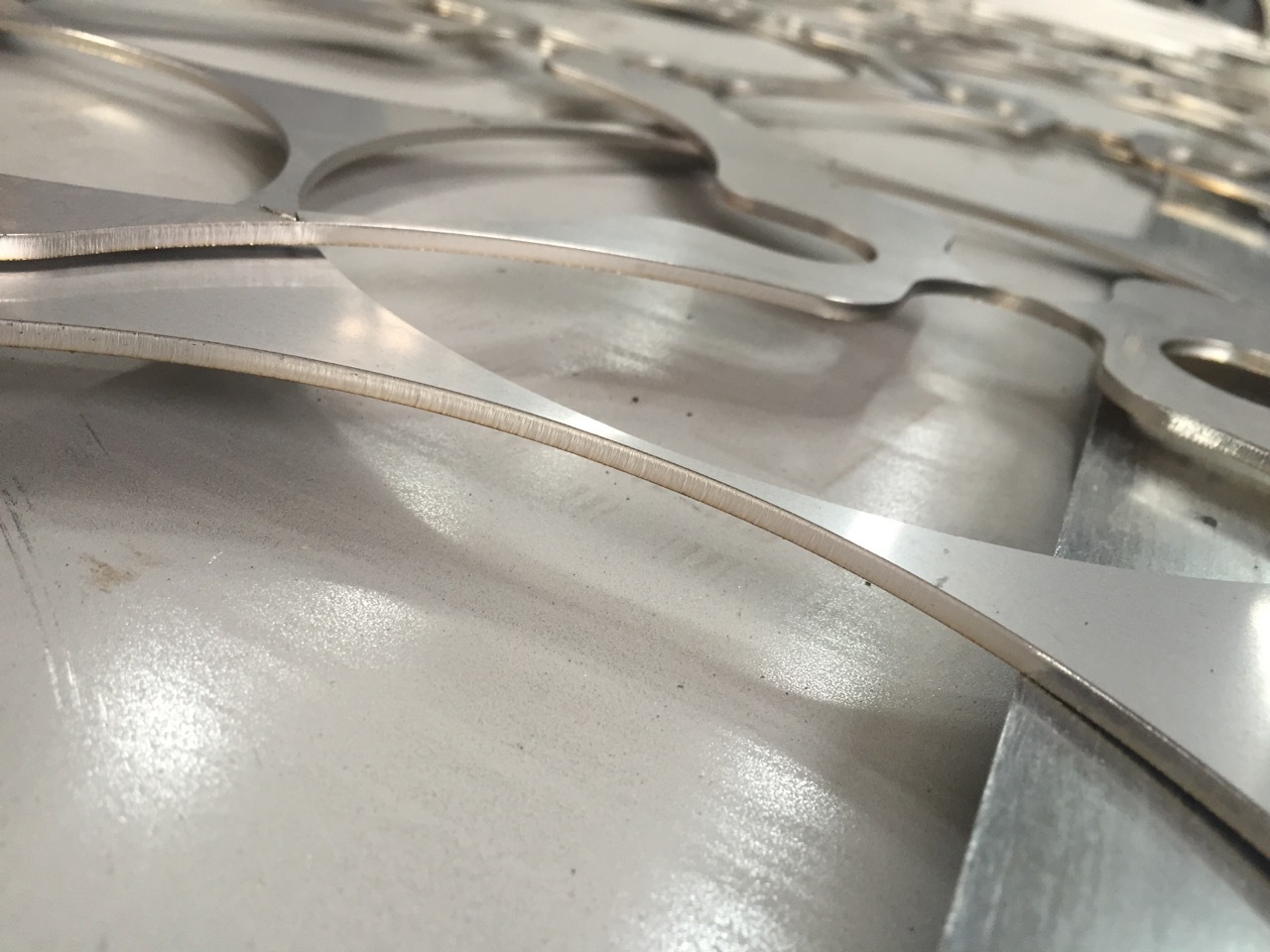 201 304 321 316L冷轧不锈钢激光切割6米超大激光切割机