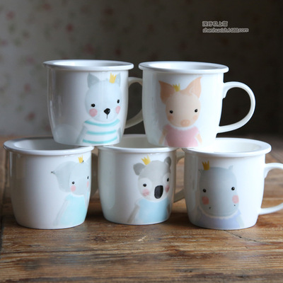 wholesale lovely Cartoon animal Ceramic cup Belt scale household to work in an office Mug