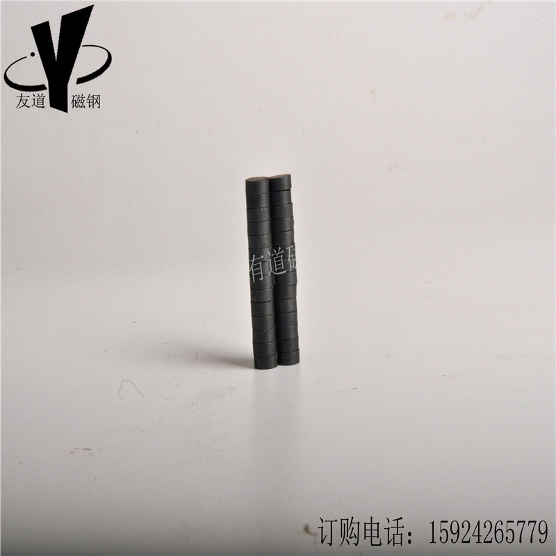 厂家预定 现货冰箱专用磁铁 铁氧体吸铁石 永磁高温 黑色磁10*3