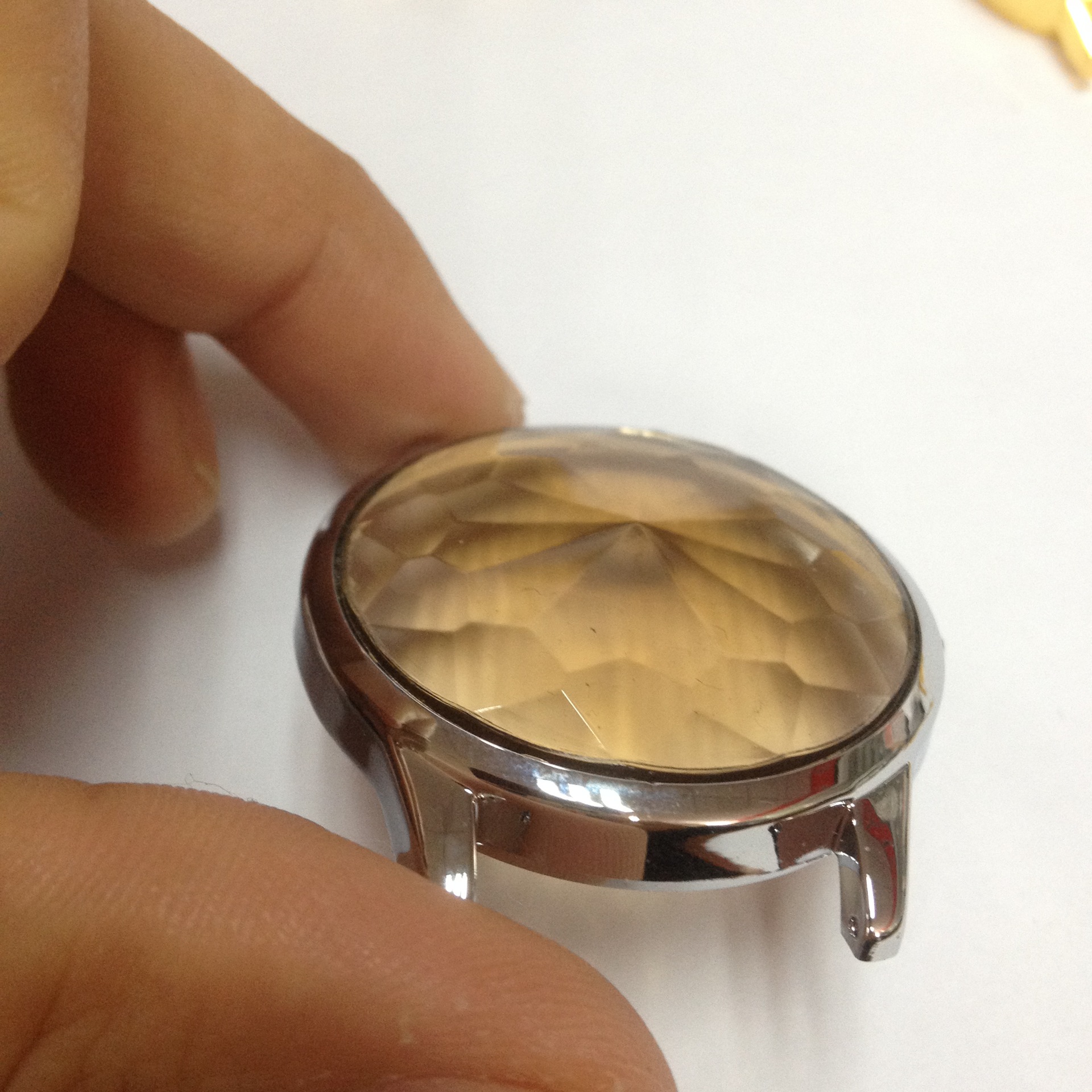 Shenzhen Shell factory supply Zinc alloy watch case Magic lottery Blue light Tinted glass watch case wholesale