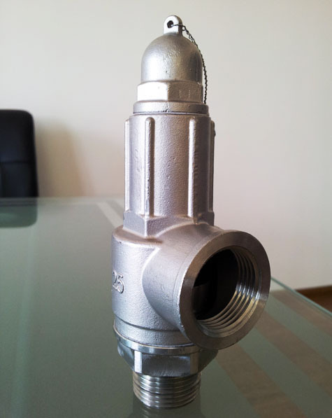 厂家专业生产  不锈钢弹簧微启式螺纹安全阀A28W-16P