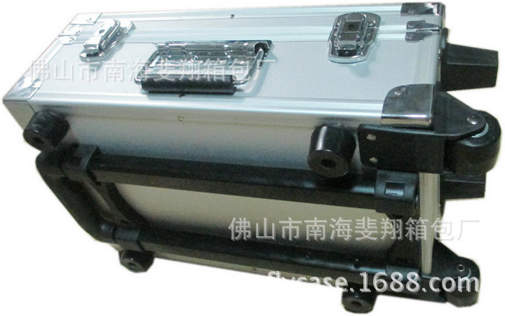 供应银色钻石纹小号直角拉杆箱 拉杆手提箱 仪器拉杆箱定做