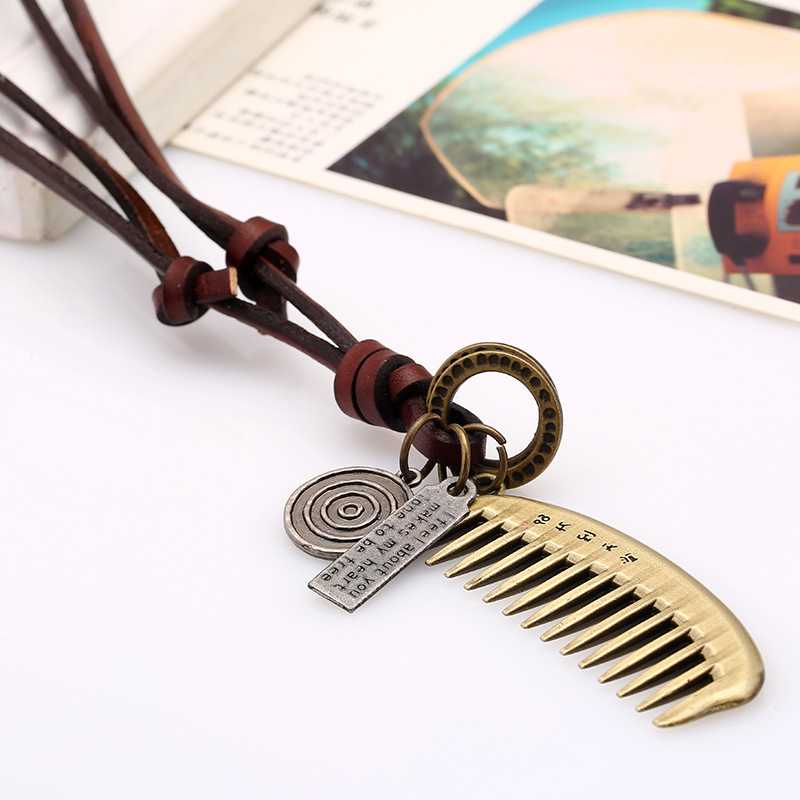 Vintage Alloy Comb Leather Rope Pendant Leather Necklace Sweater Chain display picture 4