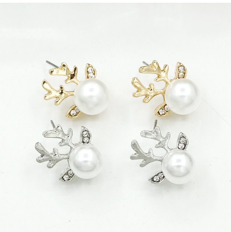 Fashion Micro-set Pearl Antlers Earrings Simple Deer Head Elegant Earrings Deer Earrings display picture 8